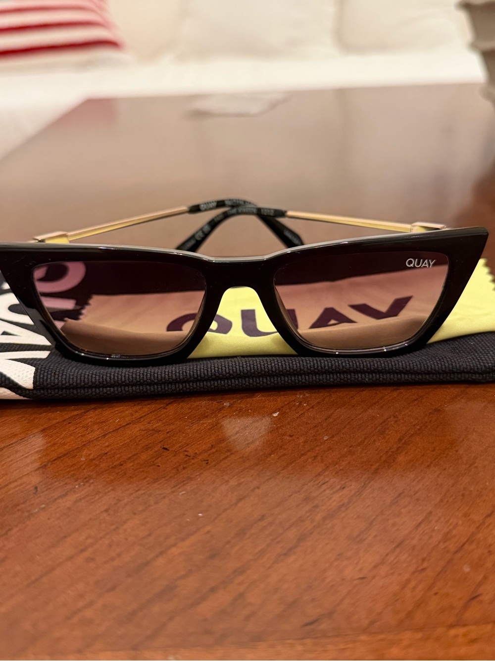 QUAY | The Kween Cat Eye Sunglasses Gradient Lens